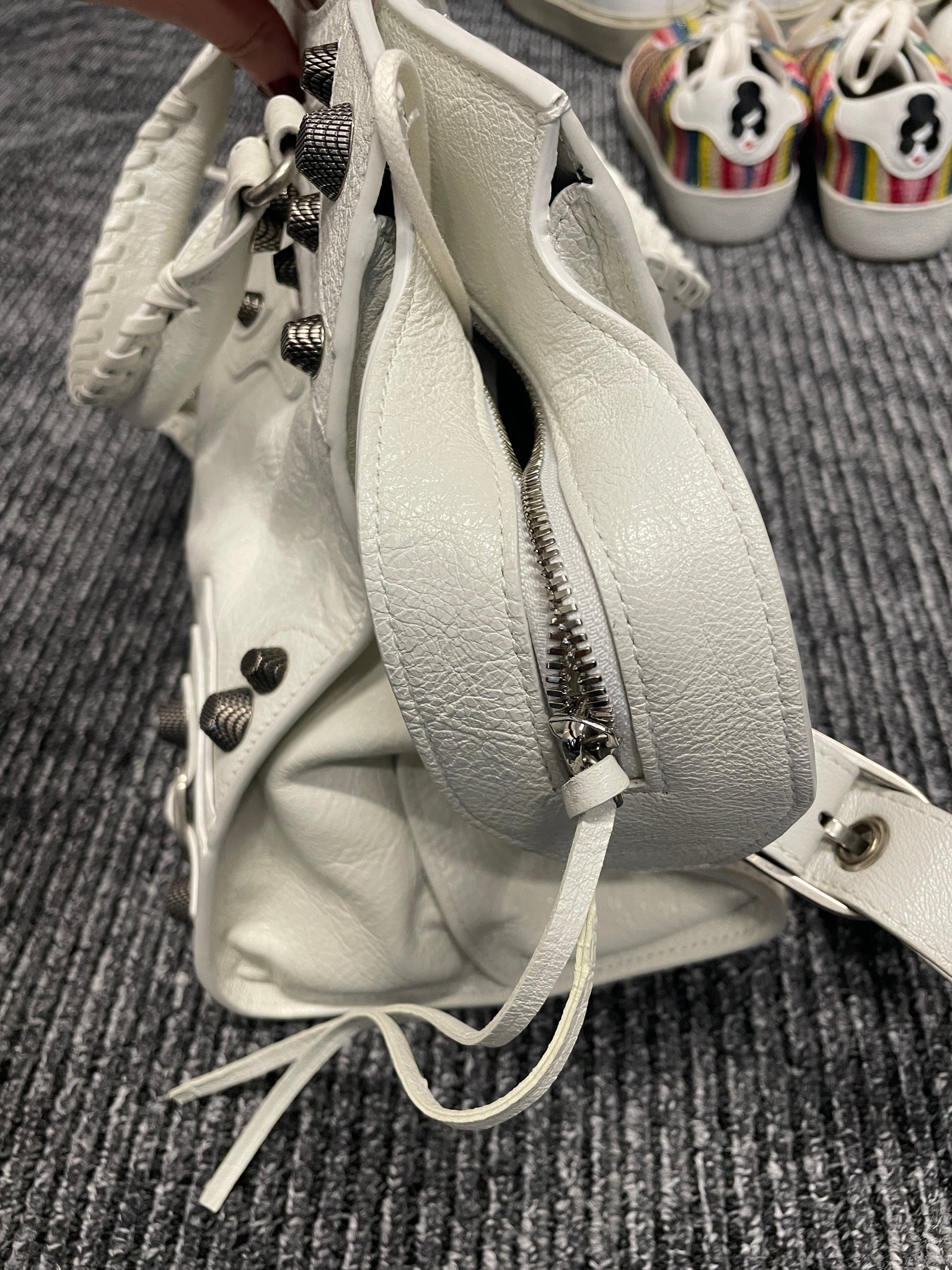 Balenciaga Neo Cagole City Handbag