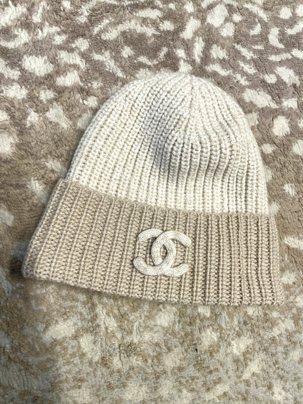 CHANEL CC Cashmere Beanie Hat in Beige and White