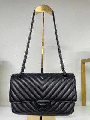 CHANEL So Black 2.55 Reissue Flap Bag – PIVOT