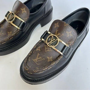 Louis Vuitton Monogram Academy Flat Loafers